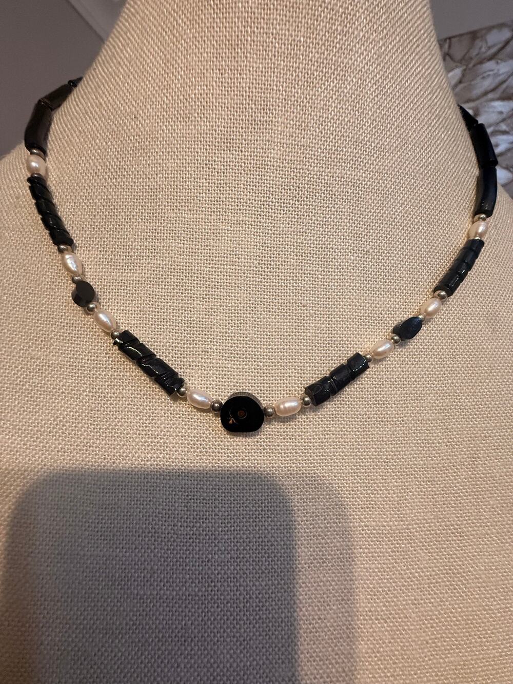 Vintage Black Bead Pearl Necklace 20”